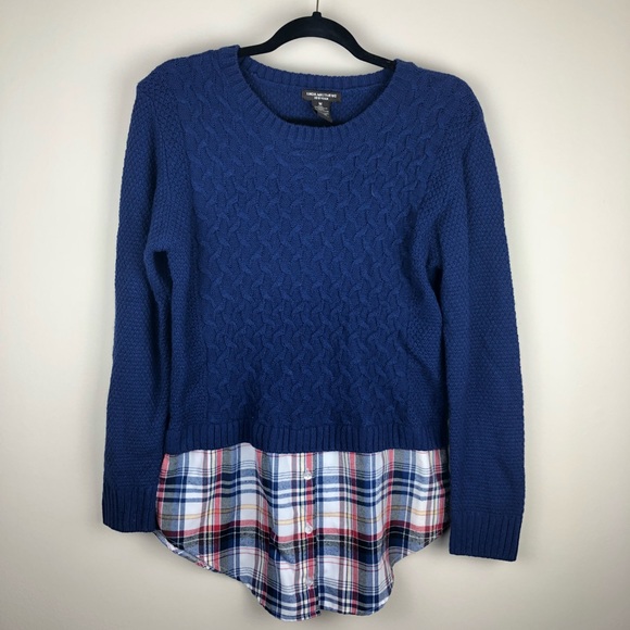 Linda Matthews Sweaters - Blue sweater with plaid/flannel peekaboo bottom M